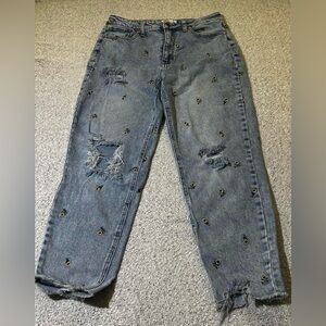Tinsel sunflower embroidered distressed light wash jeans Size 28